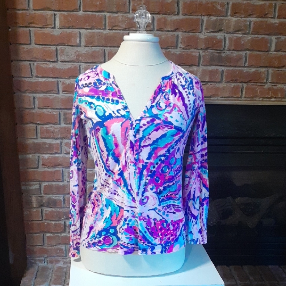 Lilly Pulitzer Pink and Blue Graphic Fitted Blouse